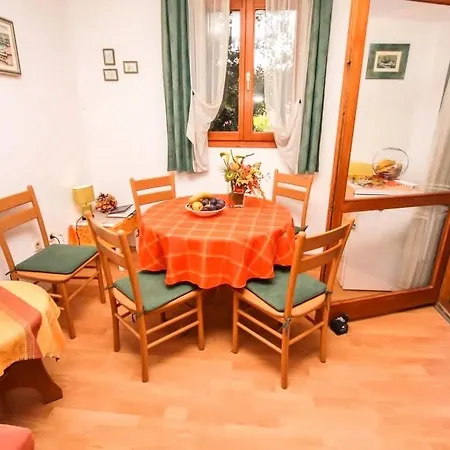 Irena Hotel Petrcane