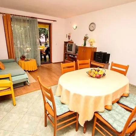 Irena 3* Petrčane