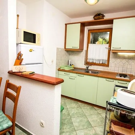 Hotel Irena Petrcane