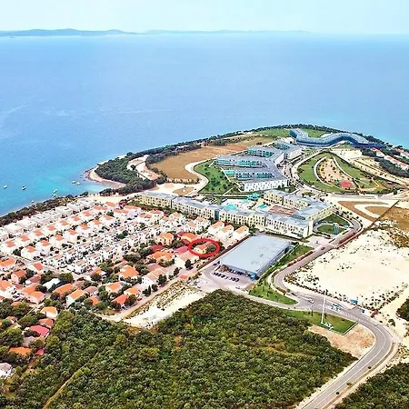 Irena 3* Petrčane